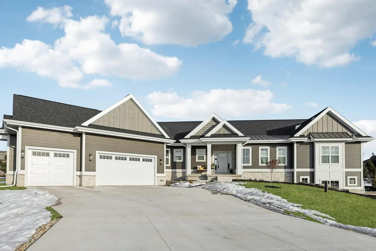 6682 Morning Dew Ln, Windsor, WI 53590 - #1