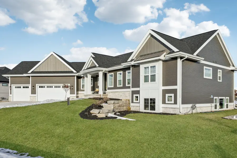 6682 Morning Dew Ln, Windsor, WI 53590 - #3