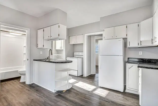 1818 N 9th St, Sheboygan, WI 53081 - #3