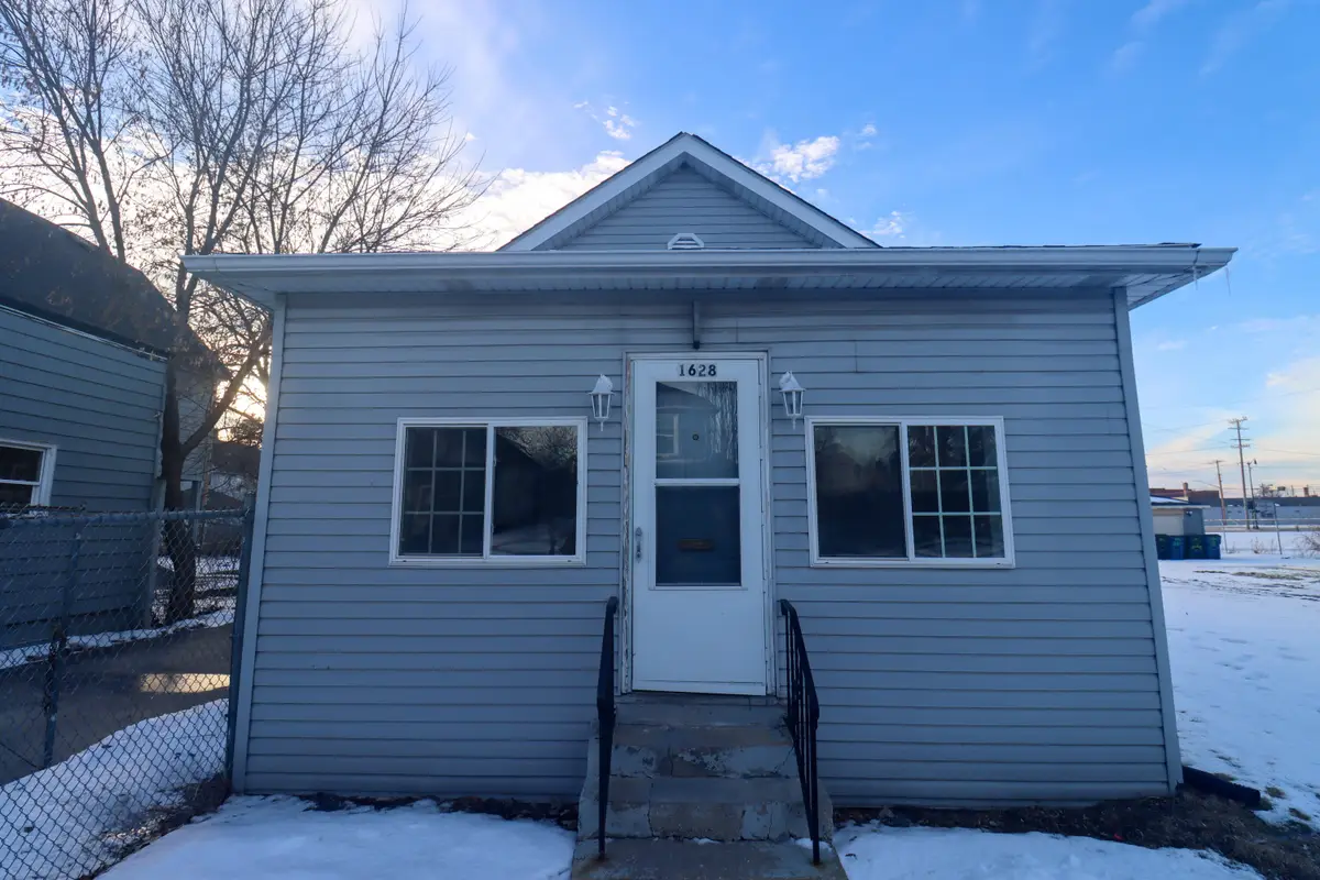 1628 Mead St, Racine, WI 53403 - Image #1