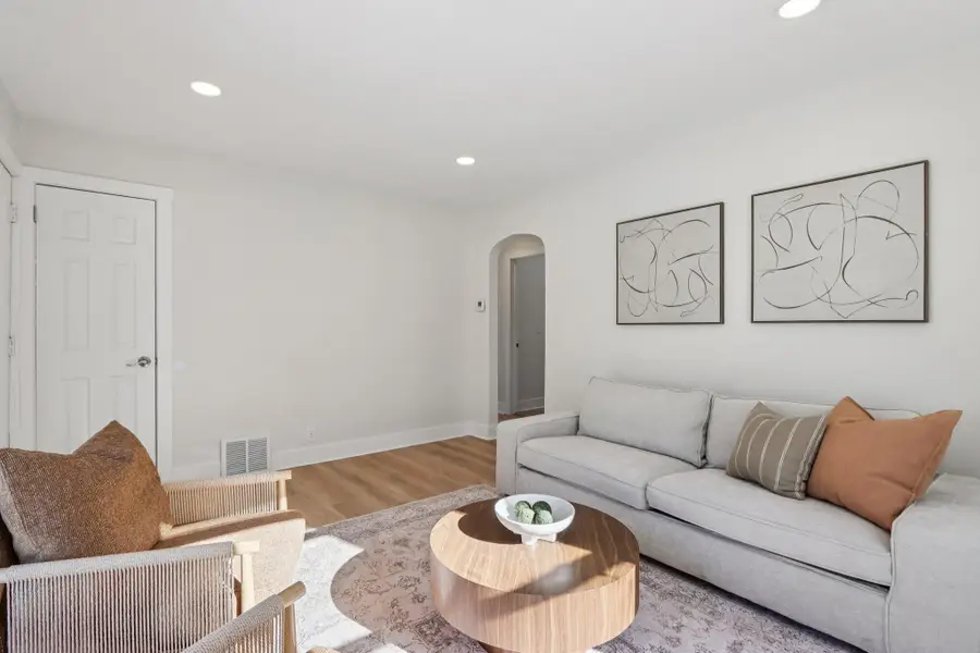 5452 N 56th St, Milwaukee, WI 53218 - #3