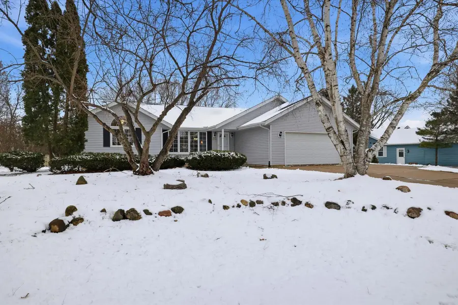 W164S7750 Bay Lane Dr, Muskego, WI 53150 - #2