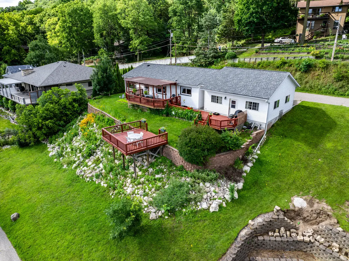 24871 2nd St, Trempealeau, WI 54661 - #1