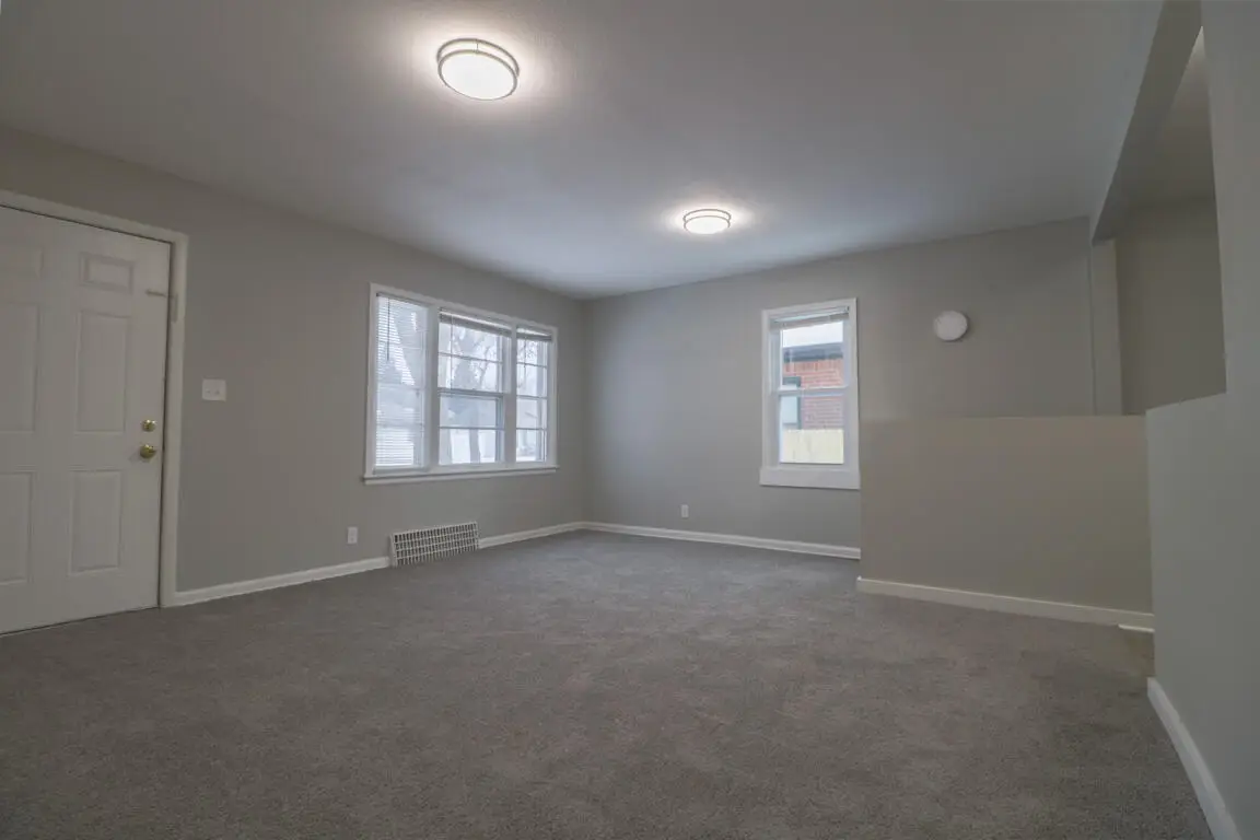 4337 N 42nd Pl, Milwaukee, WI 53216 - #1