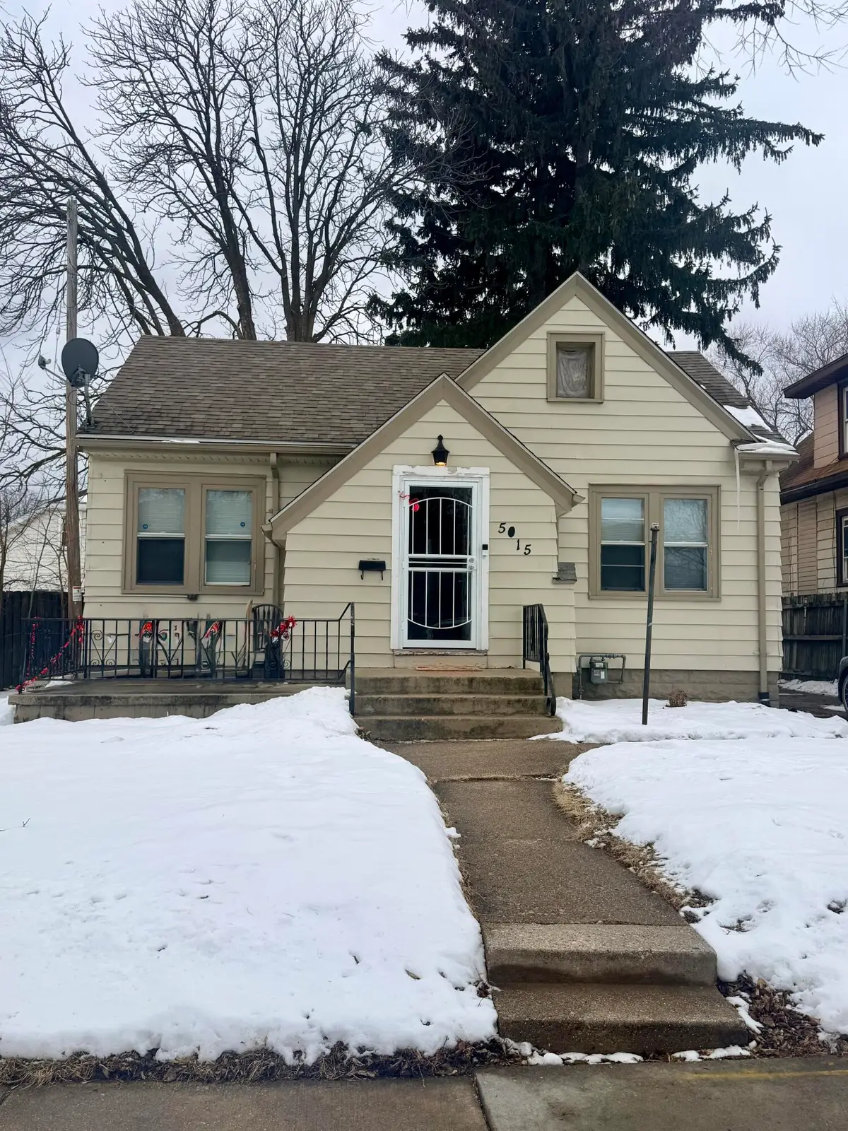 5015 N 49th St, Milwaukee, WI 53218 - #1