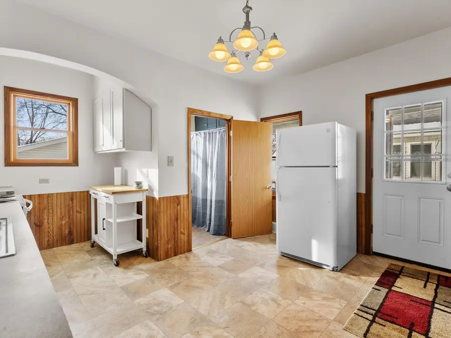 211 Lincoln Ave, Sheboygan, WI 53081 - #3