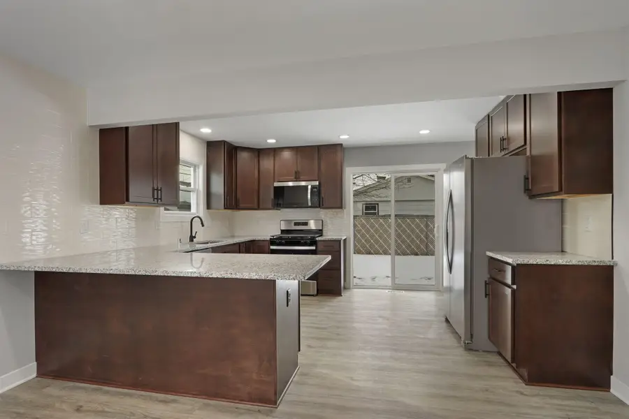 1703 84th Pl, Kenosha, WI 53143 - #3