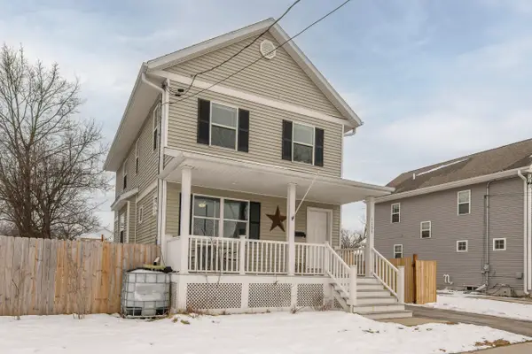 1135 White Rock Ave, Waukesha, WI 53186