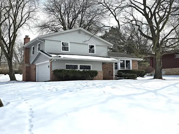 4570 N Delco Ave, Wauwatosa, WI 53225