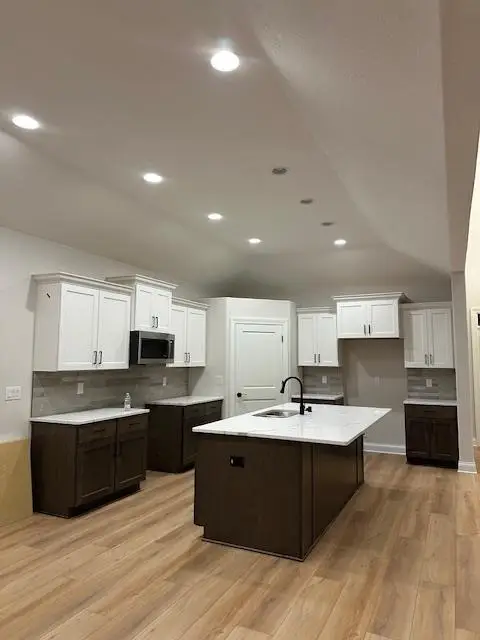 N48 W21619 Martha Ln, Menomonee Falls, WI 53051 - #3