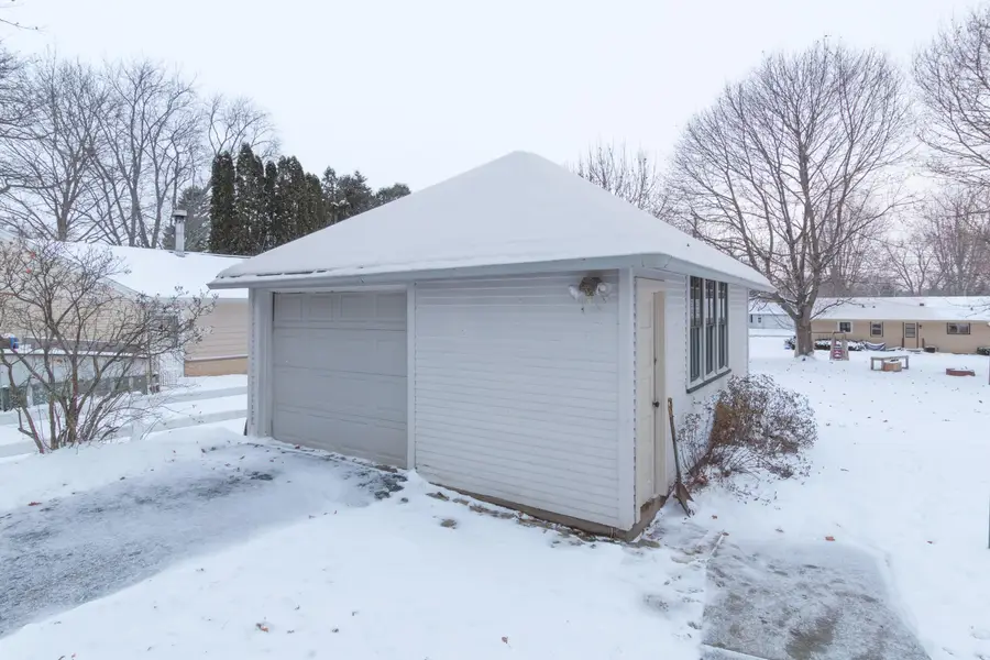 318 Forest Ave, Kewaskum, WI 53040 - #3