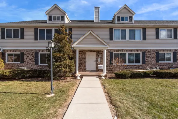 1150 Pilgrim Pkwy, Elm Grove, WI 53122