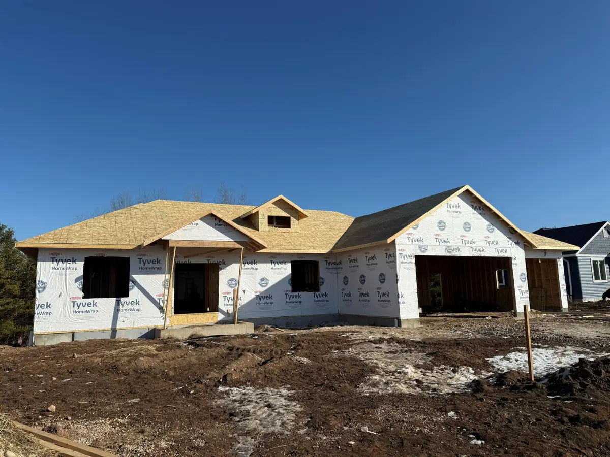 168 Wild Goose Ln, Sheboygan Falls, WI 53085 - #1