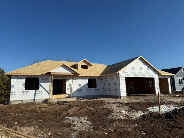 168 Wild Goose Ln, Sheboygan Falls, WI 53085