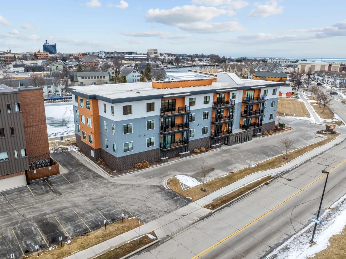 750 S Pier Dr, Sheboygan, WI 53081 - #1