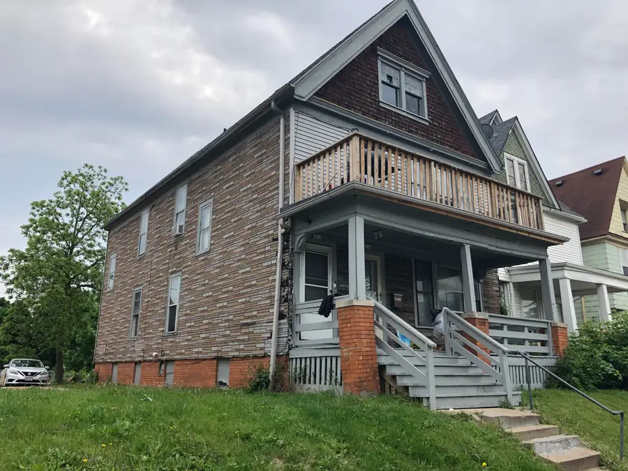 2014 N 35th St, Milwaukee, WI 53208 - #2