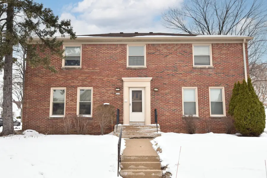 2651 N Wauwatosa Ave, Wauwatosa, WI 53213 - #2