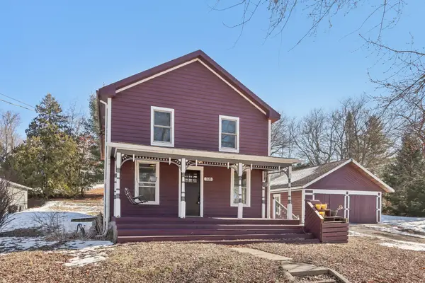 108 Grove Ave, Genoa City, WI 53128