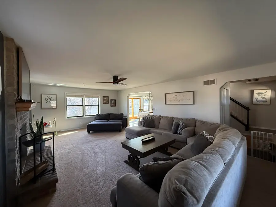 W144N10772 Lincoln Dr, Germantown, WI 53022 - #3