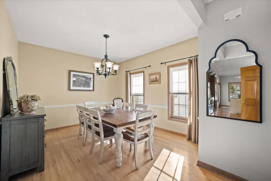 4704 W Xavier Dr, Franklin, WI 53132 - #2