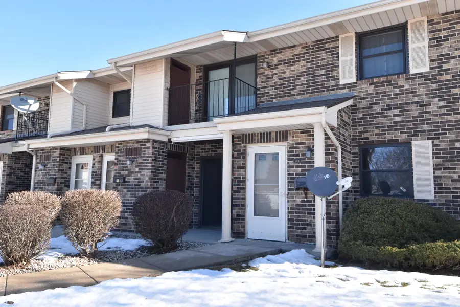 6840 Mariner Dr, Mount Pleasant, WI 53406 - #2