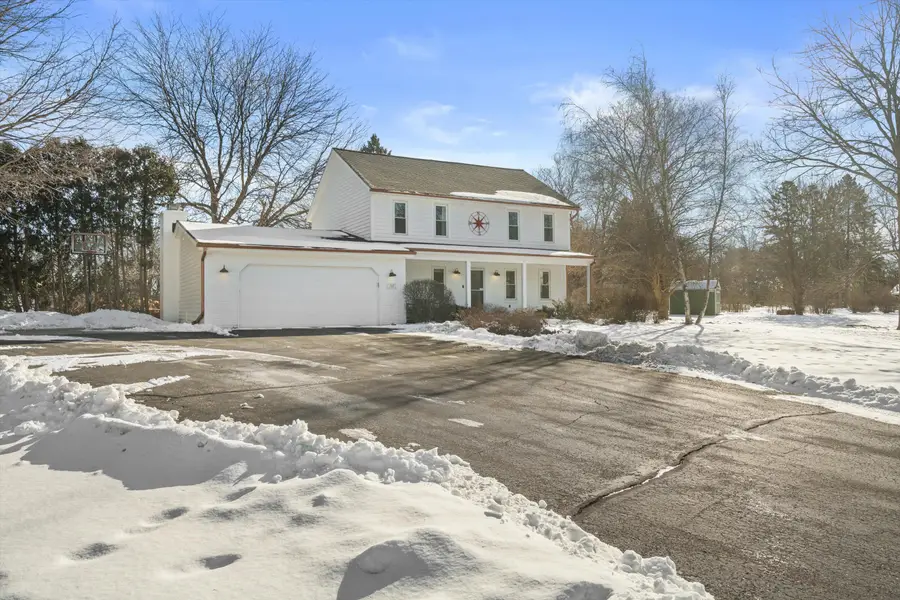 310 S Taliesin Rd, Wales, WI 53183 - #3