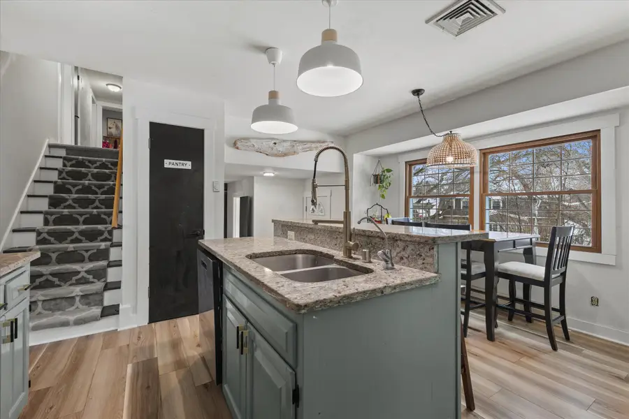 18765 Le Chateau Dr, Brookfield, WI 53045 - #3