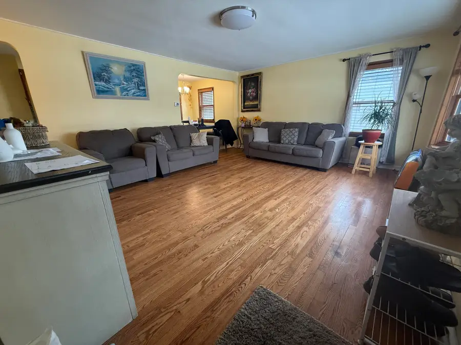 1125 E Wisconsin St, Delavan, WI 53115 - #3