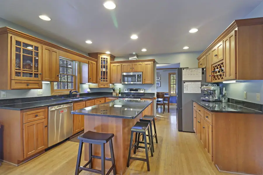 1100 Cooper Hawk Dr, Burlington, WI 53105 - #2