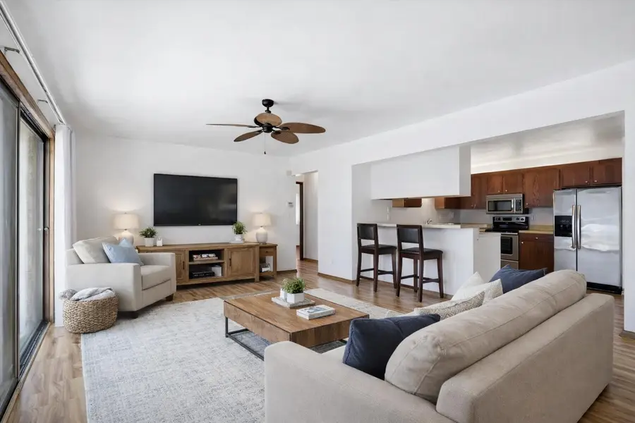 3195 W Mangold Ave, Greenfield, WI 53221 - #2