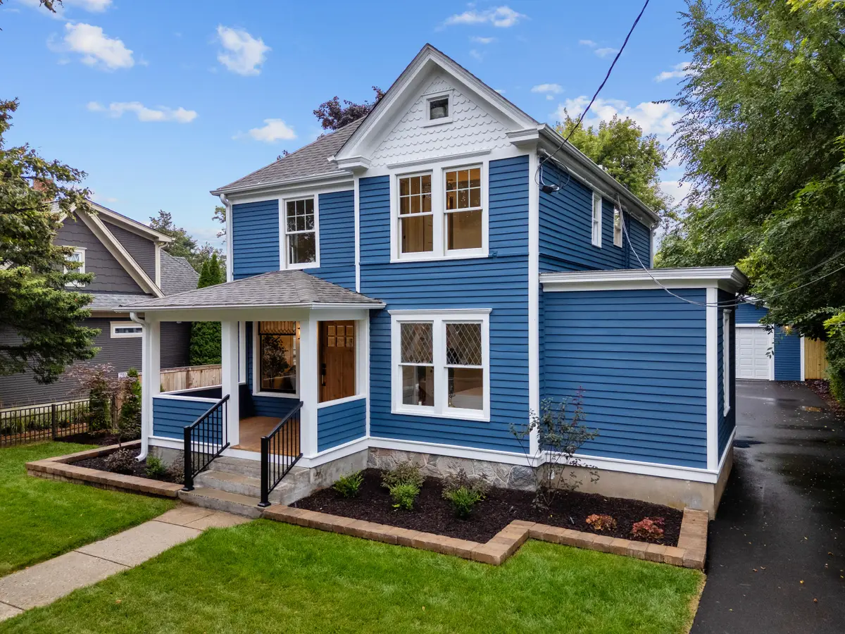 1332 Dodge St, Lake Geneva, WI 53147 - #1