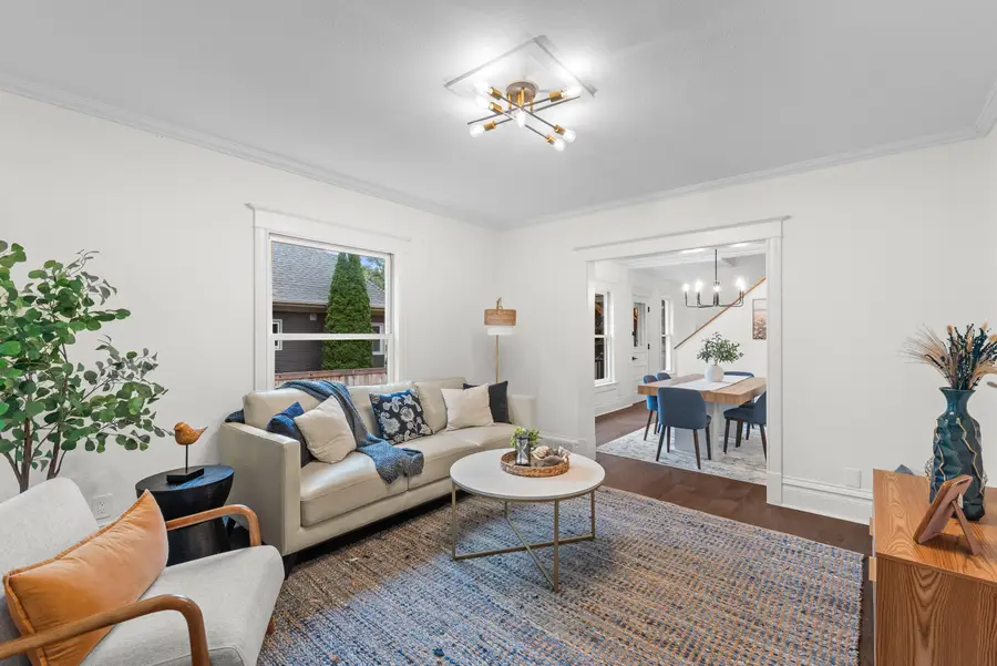 1332 Dodge St, Lake Geneva, WI 53147 - #2