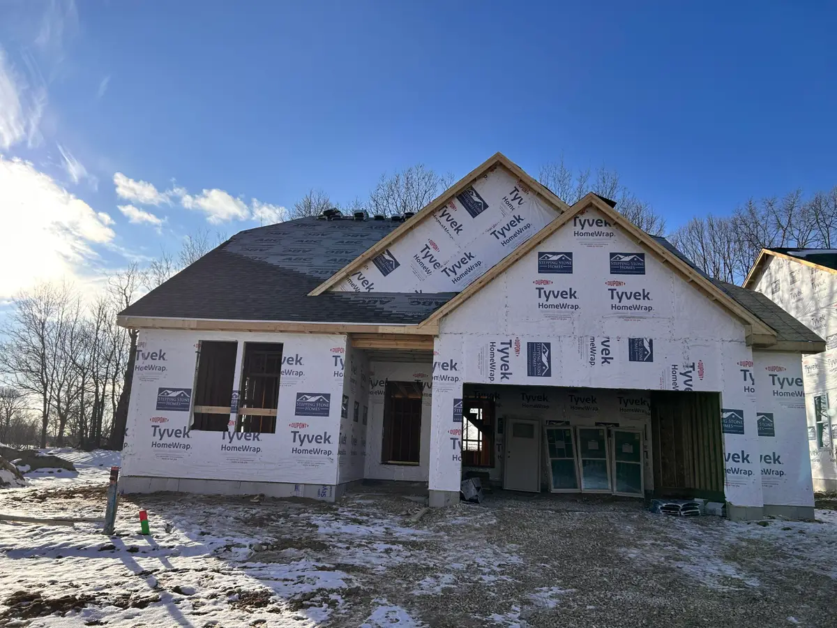 1141 Mt. Vernon Dr, Hartford, WI 53027 - #1