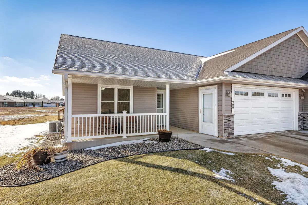 1900 Spakenburg Rd, Holmen, WI 54636 - #1