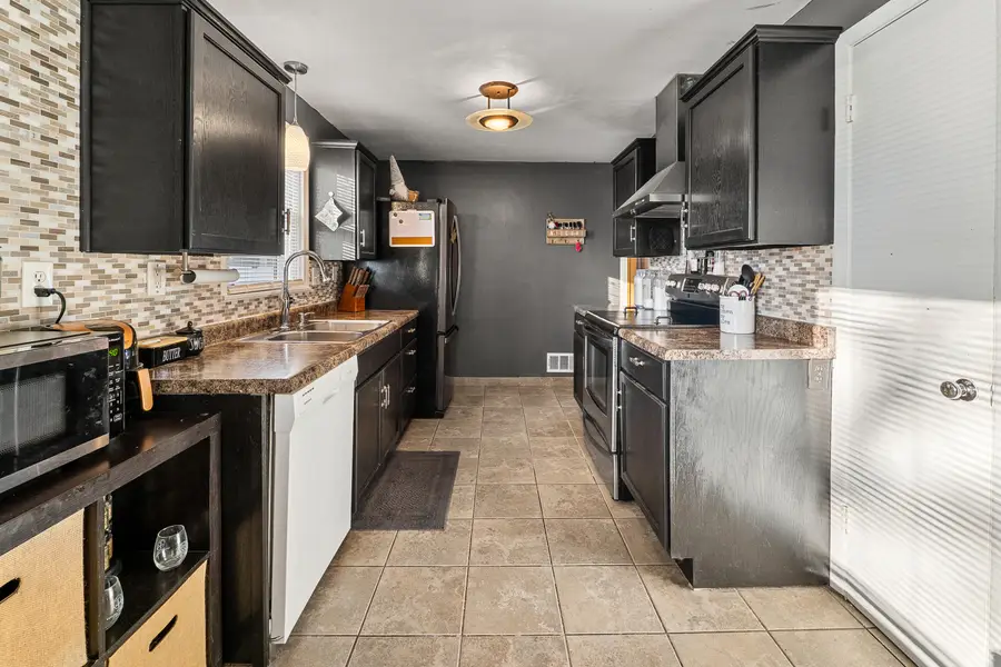 1110 Wilson Ave, Sheboygan, WI 53081 - #2