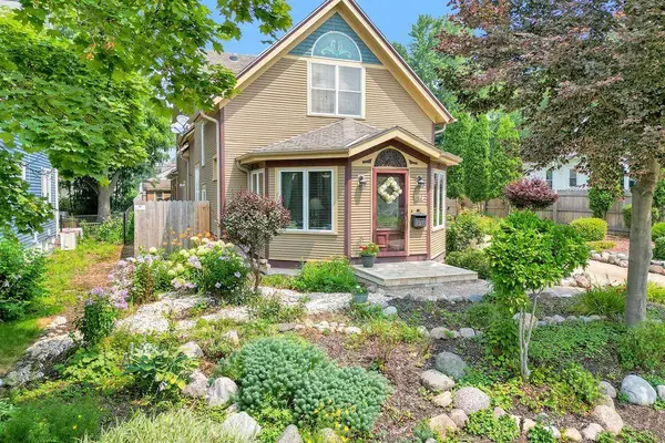 162 Wilson Ave, West Bend, WI 53090