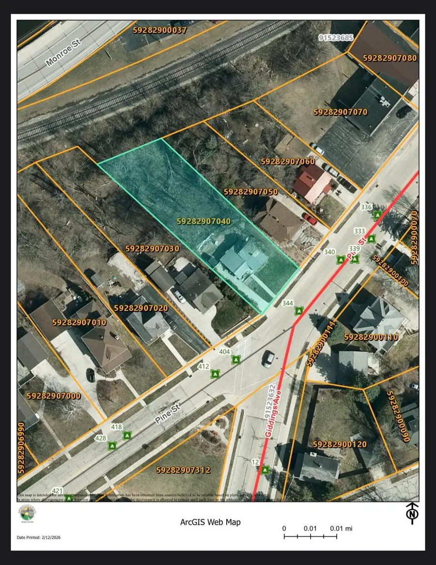 344 Pine St, Sheboygan Falls, WI 53085 - #3