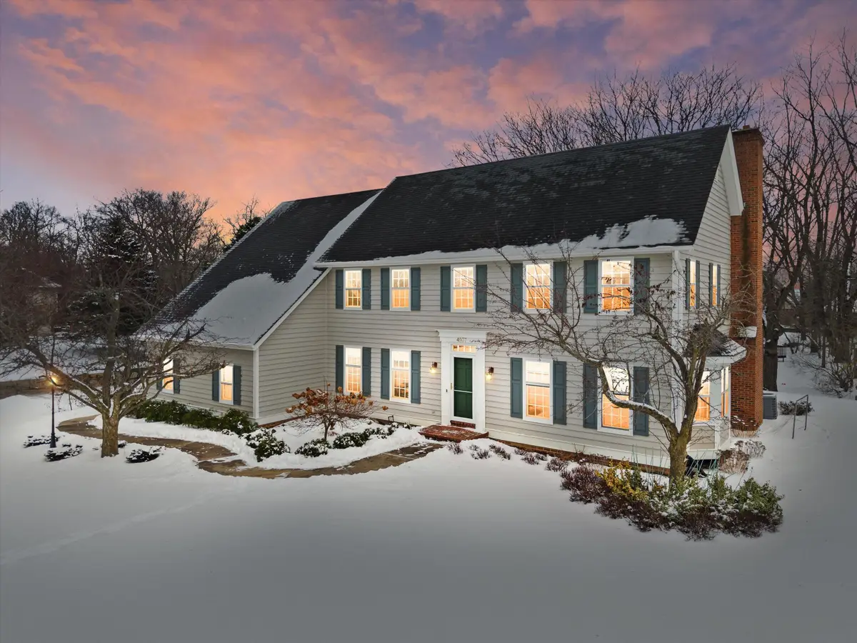 4937 W Knollwood Dr, Mount Pleasant, WI 53403 - #1