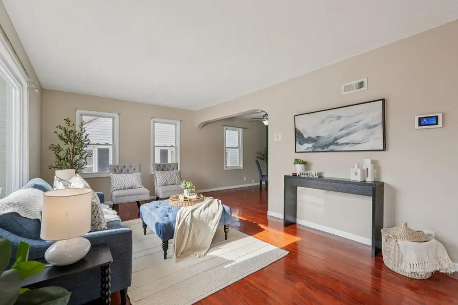 5320 W Melvina St, Milwaukee, WI 53216 - #3