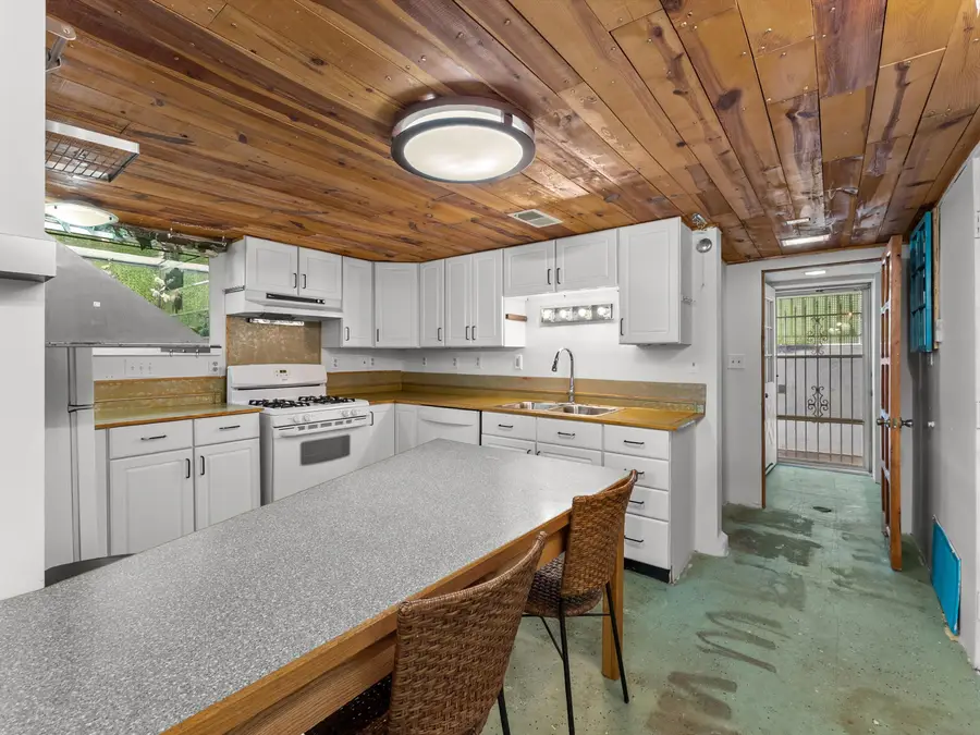 327 Superior Ave, Sheboygan, WI 53081 - #3