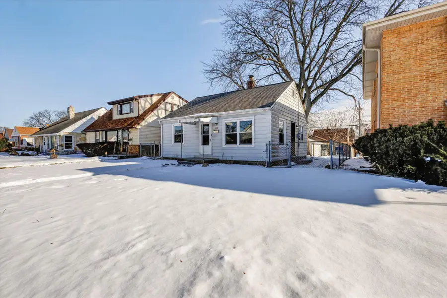 4418 N 67th St, Milwaukee, WI 53218 - #2