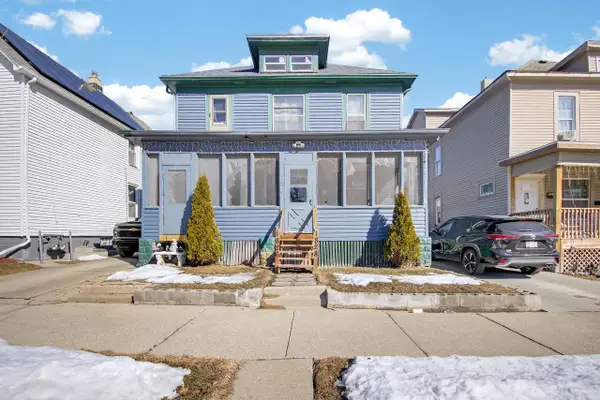 1826 Clayton Ave, Racine, WI 53404