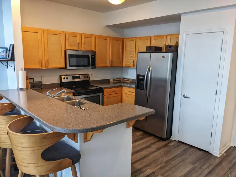 2121 S Kinnickinnic Ave, Milwaukee, WI 53207 - #2