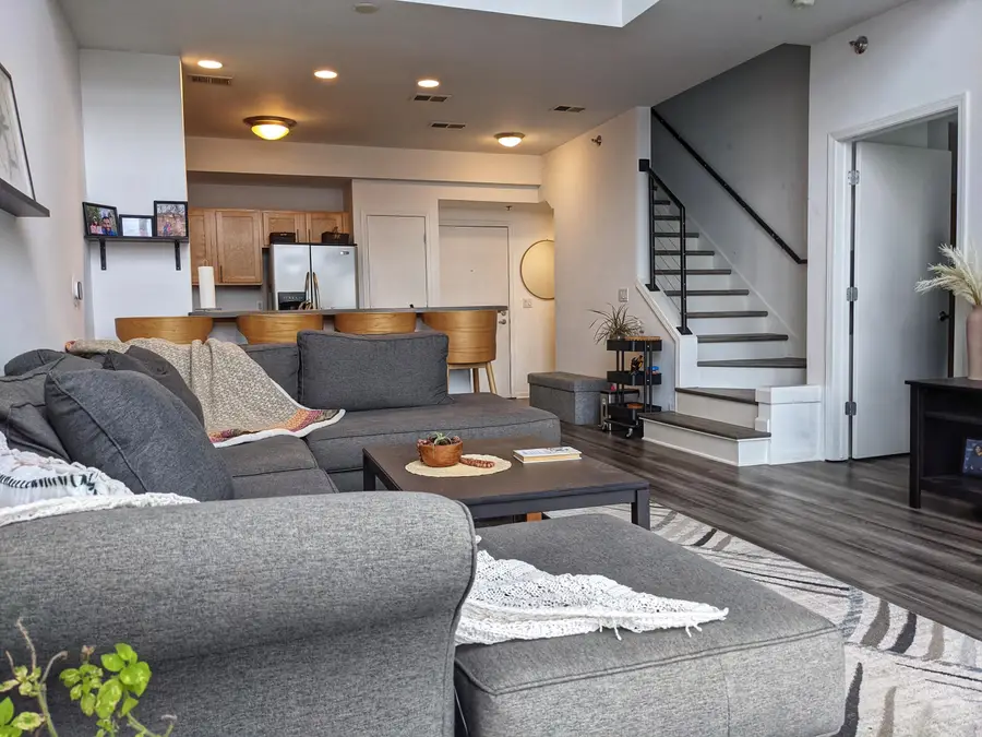 2121 S Kinnickinnic Ave, Milwaukee, WI 53207 - #3