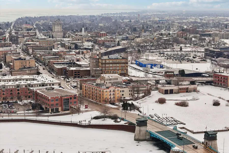 134 Main St, Racine, WI 53403 - #2