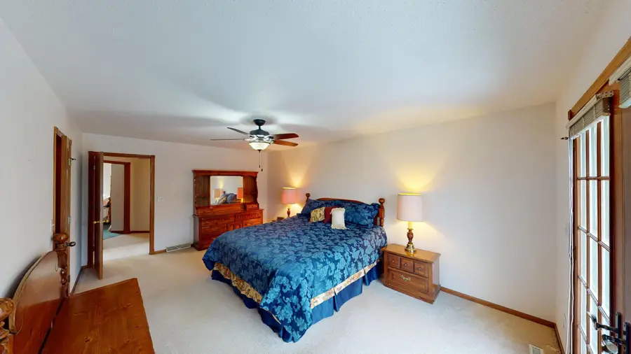 19654 Bluffview Pl, Galesville, WI 54630 - #2