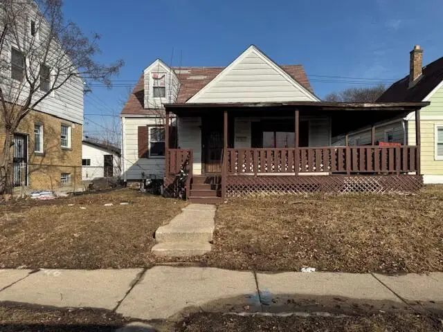 3908 W Hampton Ave, Milwaukee, WI 53209 - #2