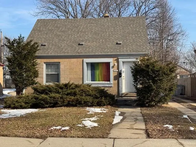 4448 W Leon Ter, Milwaukee, WI 53216 - #3