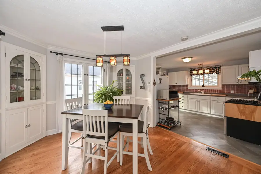 5659 S 110th St, Hales Corners, WI 53130 - #3