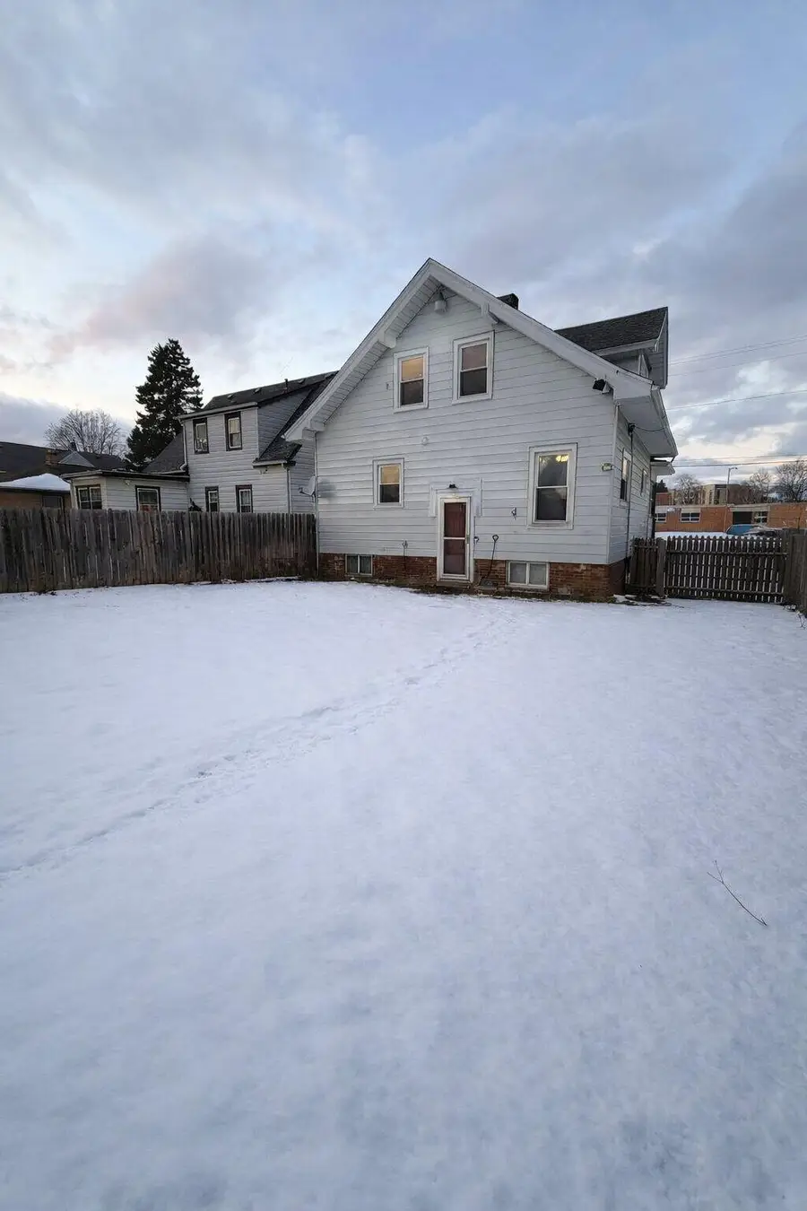 2215 W High St, Racine, WI 53404 - #3